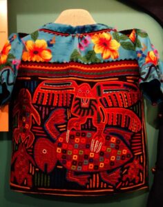 Mola blouse made by the Kuna peoples
