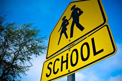 Picture of a school crossing sign
